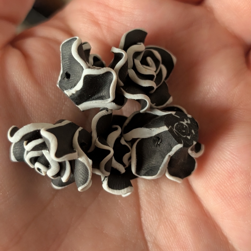 Black and White Rose Beads
